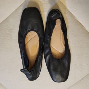 Clarks ballet flats